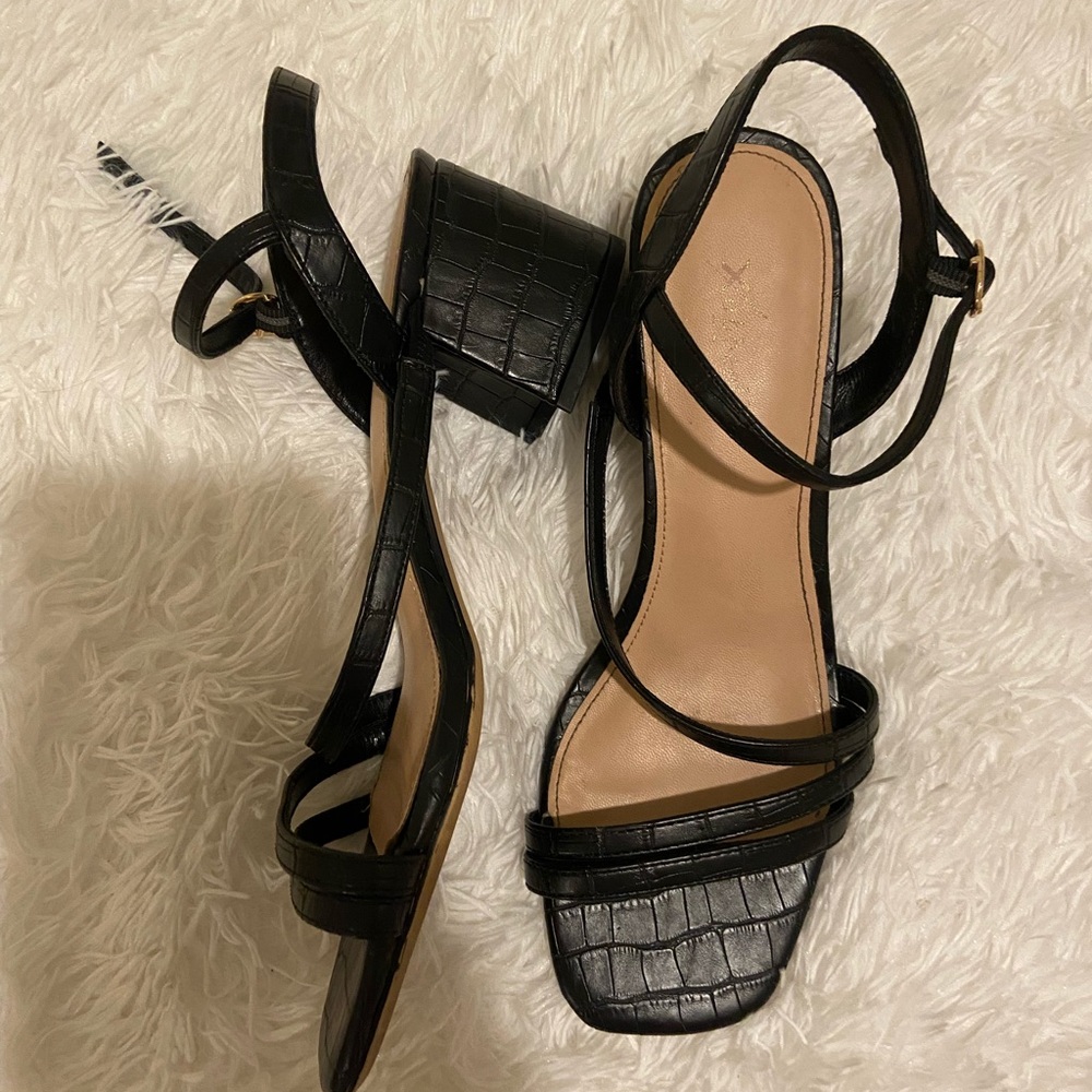 Elegant Black Strappy Sandals